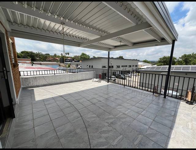 275M² OFFICE TO LET IN FERNDALE